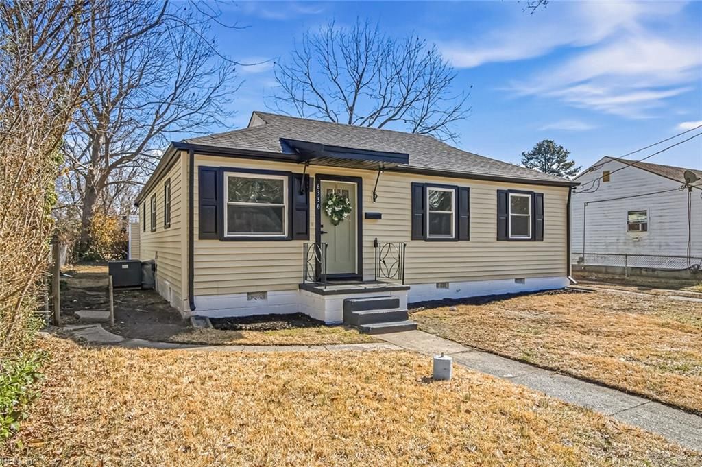 Photo of 6336 Sangamon Avenue, Norfolk, VA 23509 (MLS # 10620851)