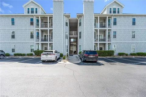2313 Beach Haven Drive Unit 303, Virginia Beach, VA 23451 - #: 10579058