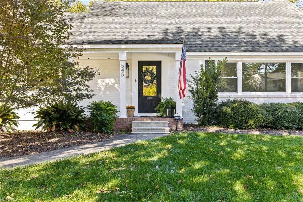 Virginia Beach, Virginia 23452, United States, 3 Bedrooms Bedrooms, ,2 BathroomsBathrooms,Residential,Active,231938