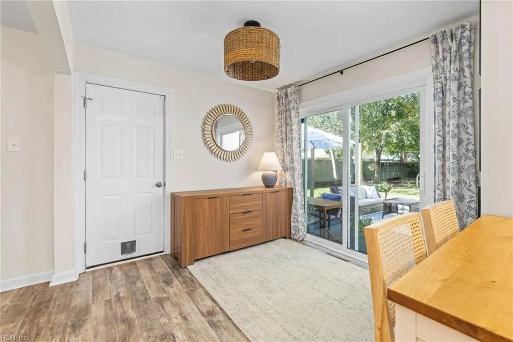 Virginia Beach, Virginia 23452, United States, 3 Bedrooms Bedrooms, ,2 BathroomsBathrooms,Residential,Active,231938