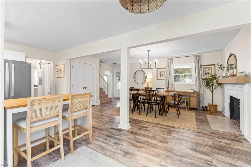 Virginia Beach, Virginia 23452, United States, 3 Bedrooms Bedrooms, ,2 BathroomsBathrooms,Residential,Active,231938