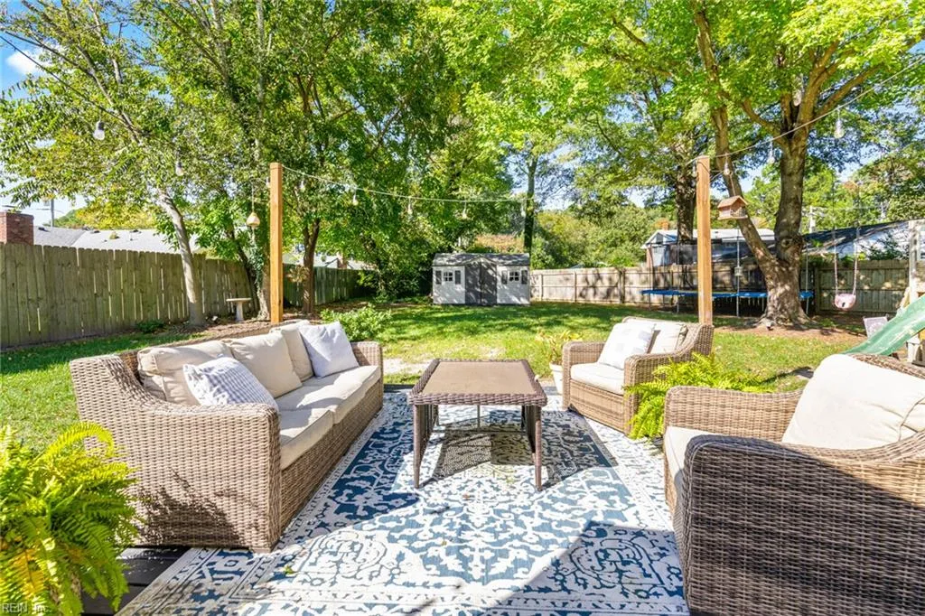 Virginia Beach, Virginia 23452, United States, 3 Bedrooms Bedrooms, ,2 BathroomsBathrooms,Residential,Active,231938