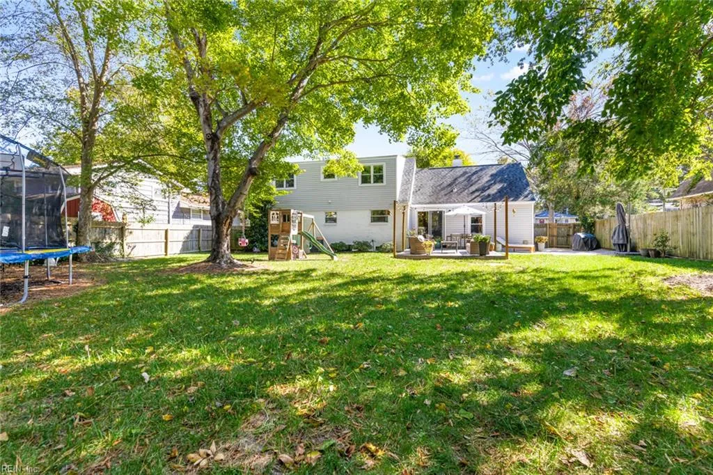 Virginia Beach, Virginia 23452, United States, 3 Bedrooms Bedrooms, ,2 BathroomsBathrooms,Residential,Active,231938