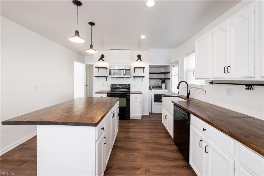 Photo of 237 Dillon Drive, Virginia Beach, VA 23452 (MLS # 10619918)