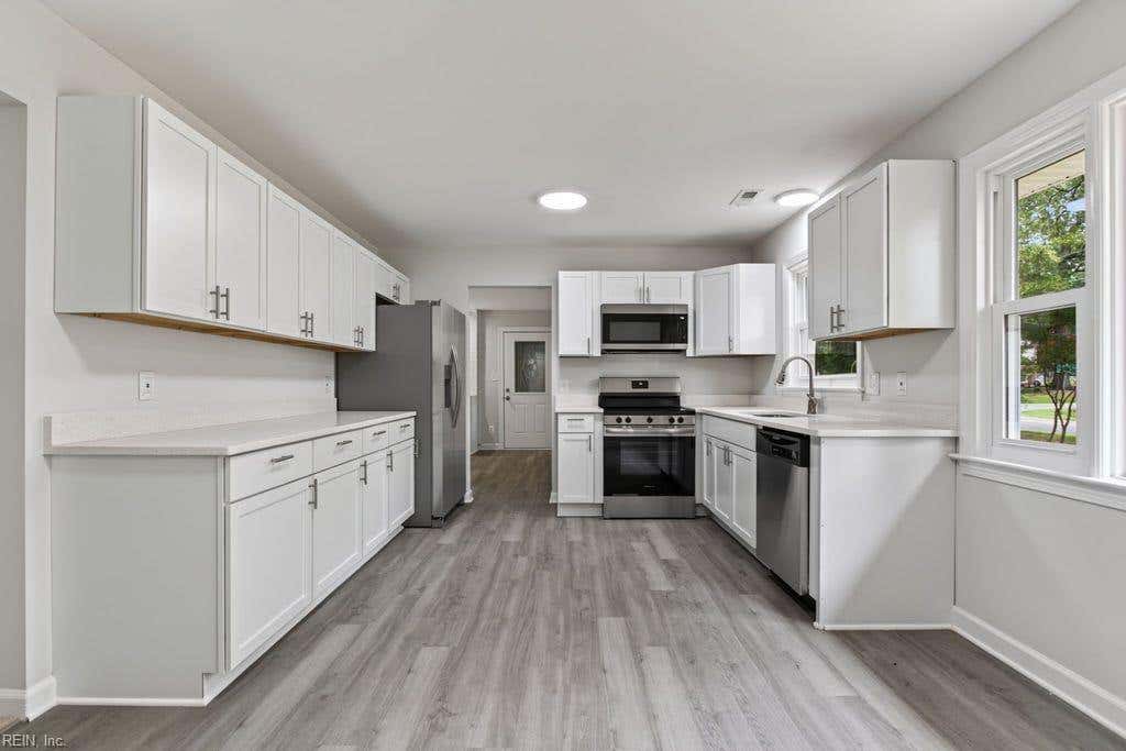 Photo of 404 Ella Taylor Road, Yorktown, VA 23692 (MLS # 10645430)