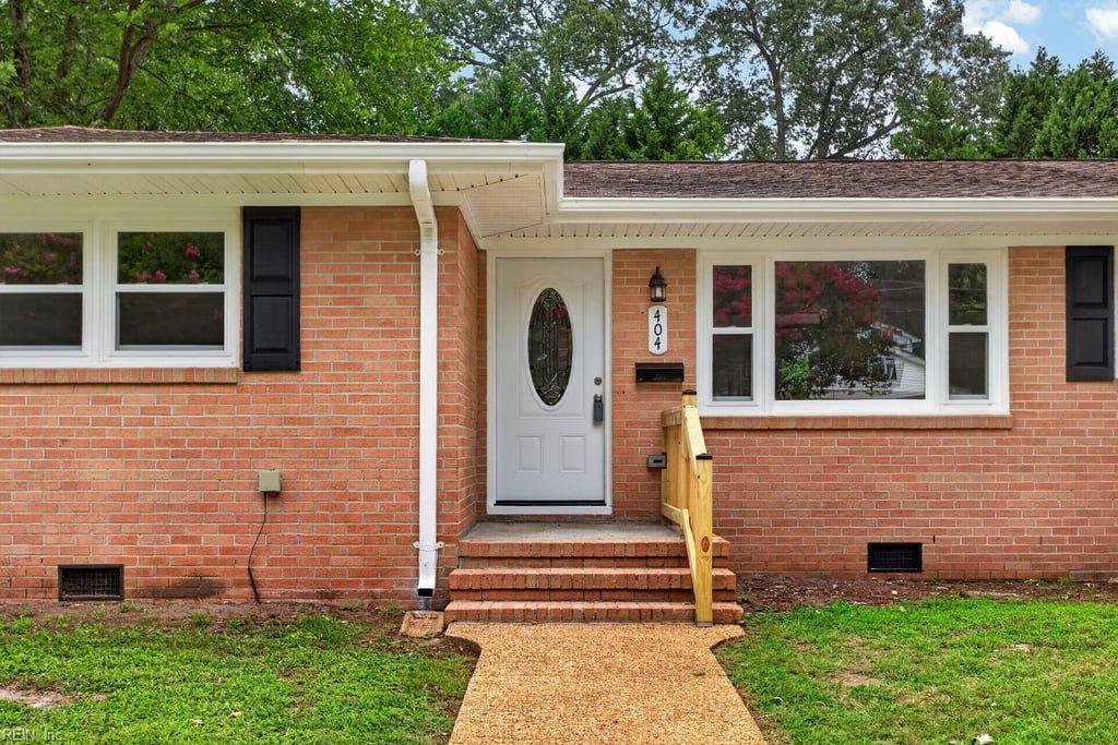 Photo of 404 Ella Taylor Road, Yorktown, VA 23692 (MLS # 10645430)