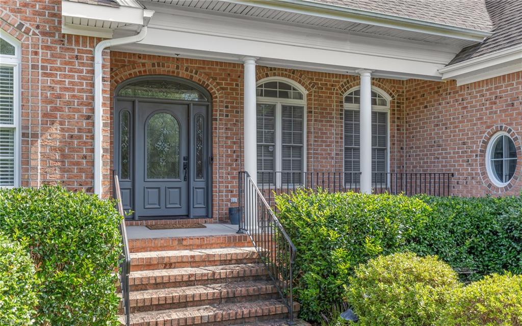 2544 Bombay LNDG