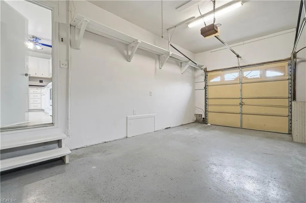 Virginia Beach, Virginia 23464, United States, 2 Bedrooms Bedrooms, ,2 BathroomsBathrooms,Residential,Active,248188