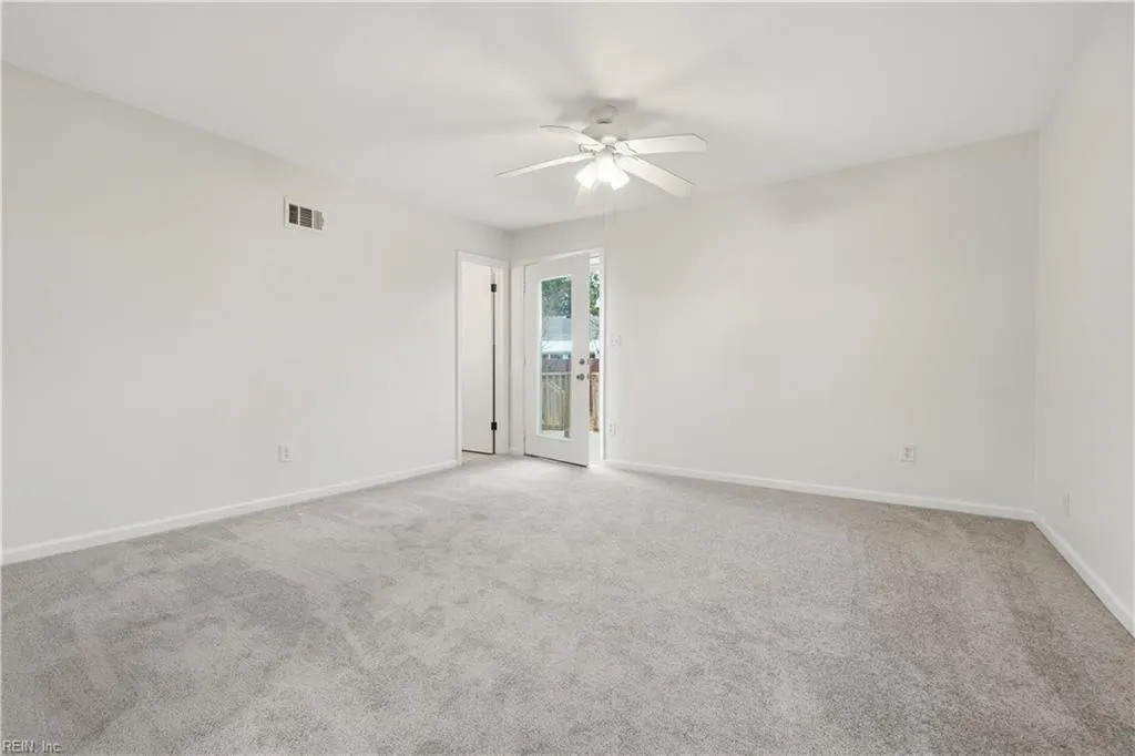 Virginia Beach, Virginia 23464, United States, 2 Bedrooms Bedrooms, ,2 BathroomsBathrooms,Residential,Active,248188