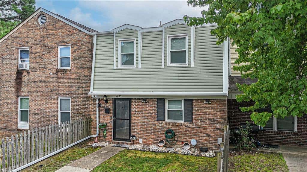 Photo of 5745 W Hastings Arch, Virginia Beach, VA 23462 (MLS # 10648331)
