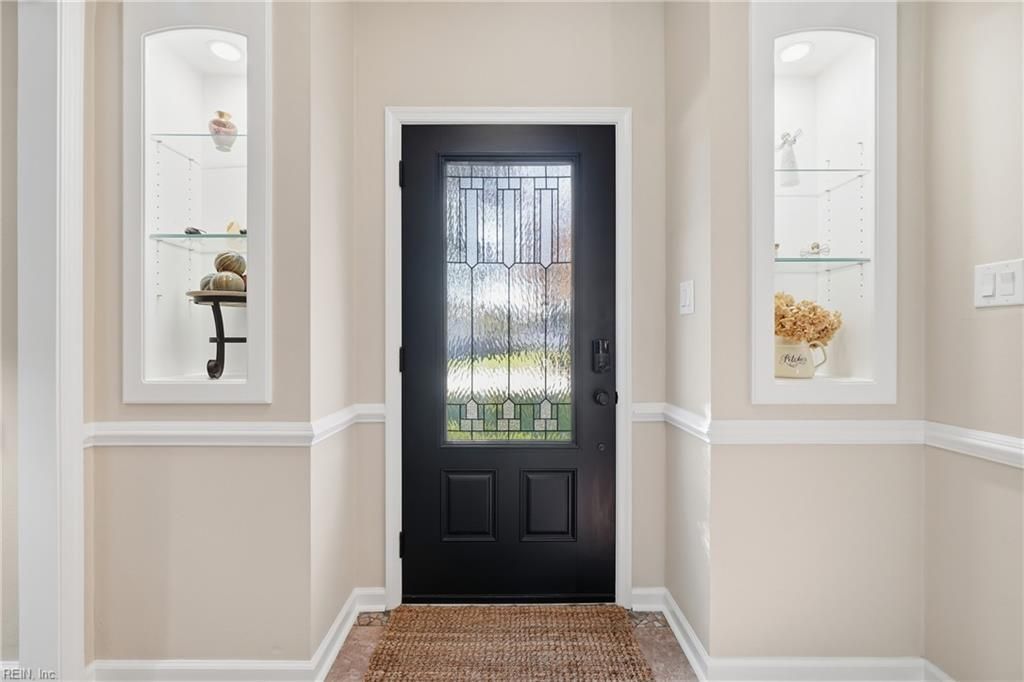 Photo of 1036 Hawthorne Farm Terrace, Virginia Beach, VA 23454 (MLS # 10609075)