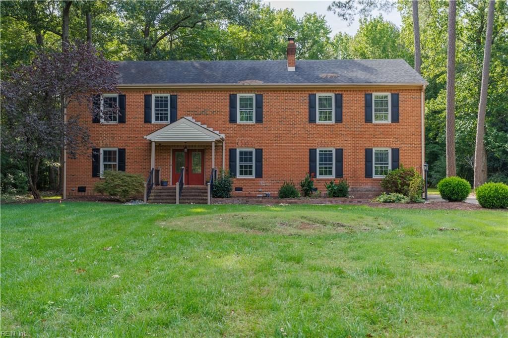 Photo of 300 Windlesham Drive, Chesapeake, VA 23322 (MLS # 10613947)