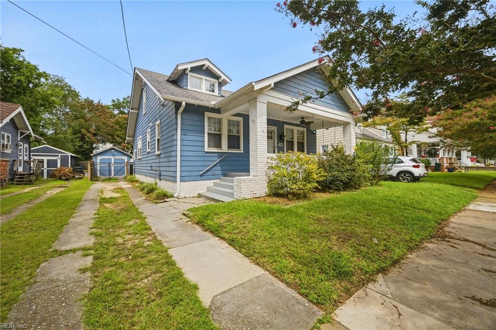 Photo of 118 W Randall Avenue #Ave, Norfolk, VA 23503 (MLS # 10651535)