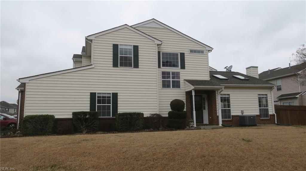 Photo of 220 Belmont Circle, Yorktown, VA 23693 (MLS # 10619353)