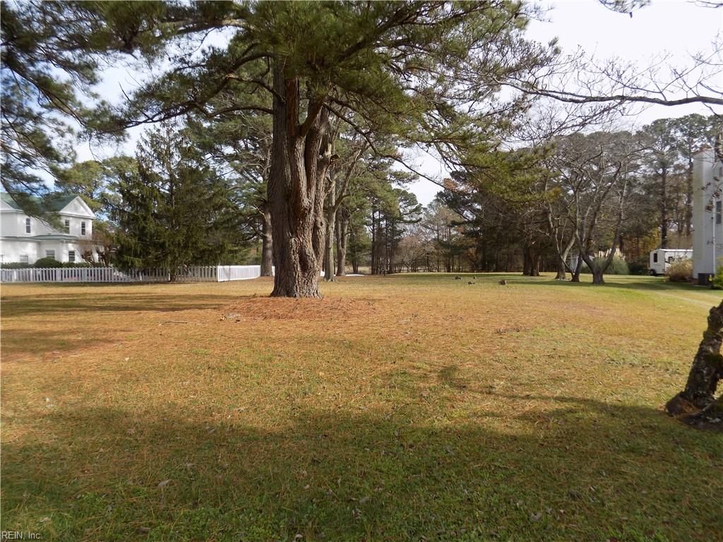 Photo of 3315 Tyre Neck Road, Chesapeake, VA 23321 (MLS # 10620891)