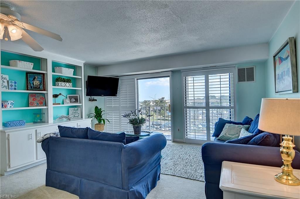 Photo of 500 Pacific Avenue #405, Virginia Beach, VA 23451 (MLS # 10633450)