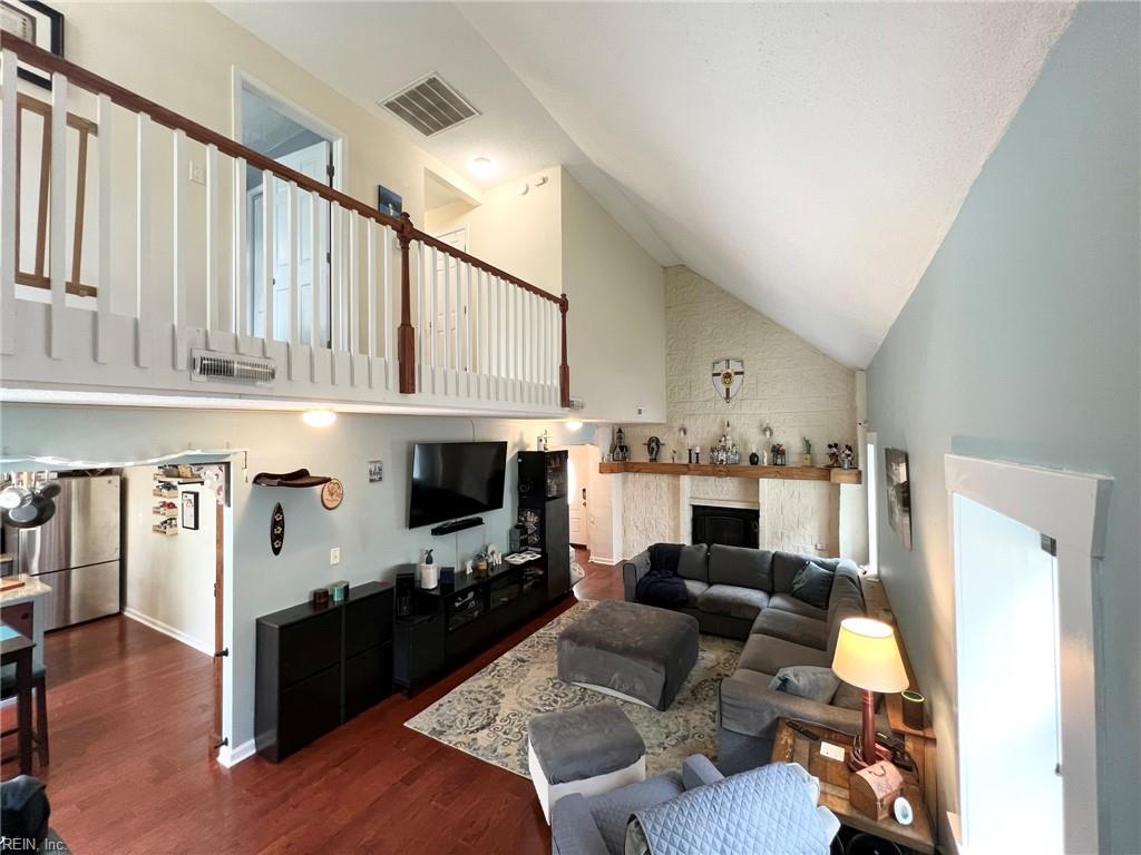 5806 Edith CT