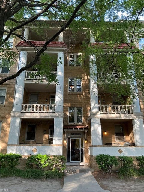 Photo of 1248 Westover Avenue #07, Norfolk, VA 23507 (MLS # 10643503)