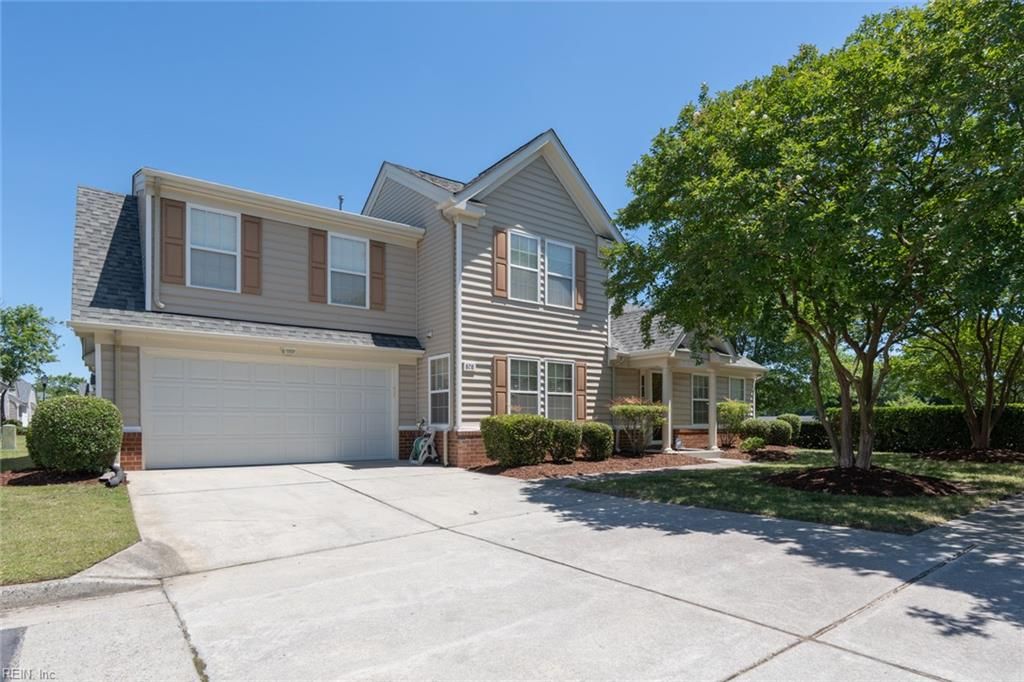 Photo of 808 Monroe Court, Chesapeake, VA 23320 (MLS # 10637204)