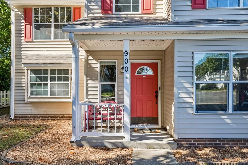 Photo of 900 Sheffield Street, Hampton, VA 23666 (MLS # 10634070)