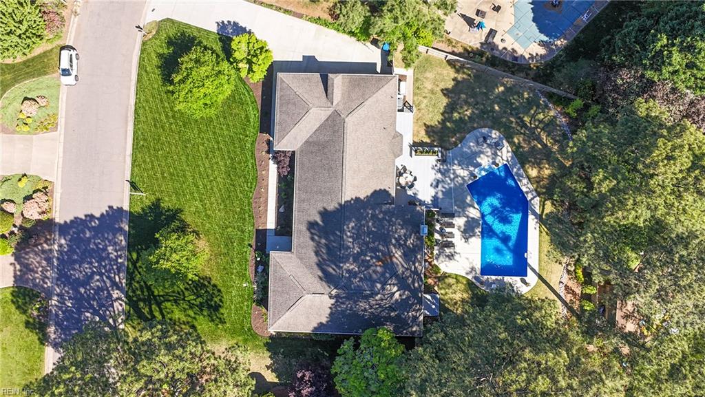 Virginia Beach, Virginia, 23454, United States, 5 Bedrooms Bedrooms, ,3 BathroomsBathrooms,Residential,Active,2042207
