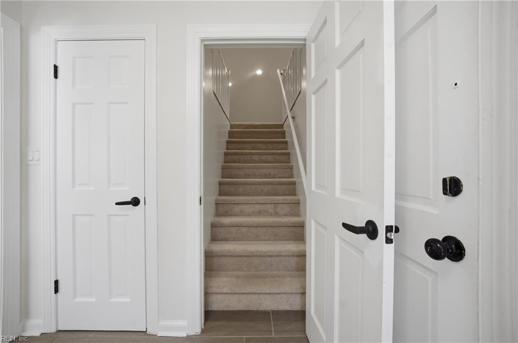 Virginia Beach, Virginia, 23454, United States, 5 Bedrooms Bedrooms, ,3 BathroomsBathrooms,Residential,Active,2042207