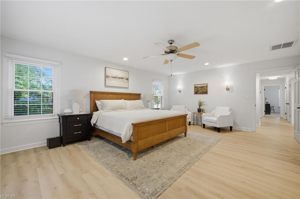 Virginia Beach, Virginia, 23454, United States, 5 Bedrooms Bedrooms, ,3 BathroomsBathrooms,Residential,Active,2042207