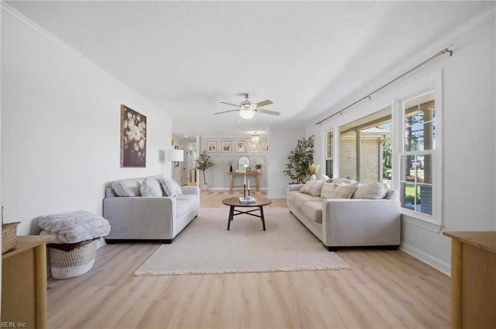 Virginia Beach, Virginia, 23454, United States, 5 Bedrooms Bedrooms, ,3 BathroomsBathrooms,Residential,Active,2042207