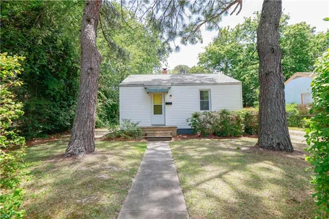 48 Pollux Circle W, Portsmouth, VA 23701 - #: 10581843