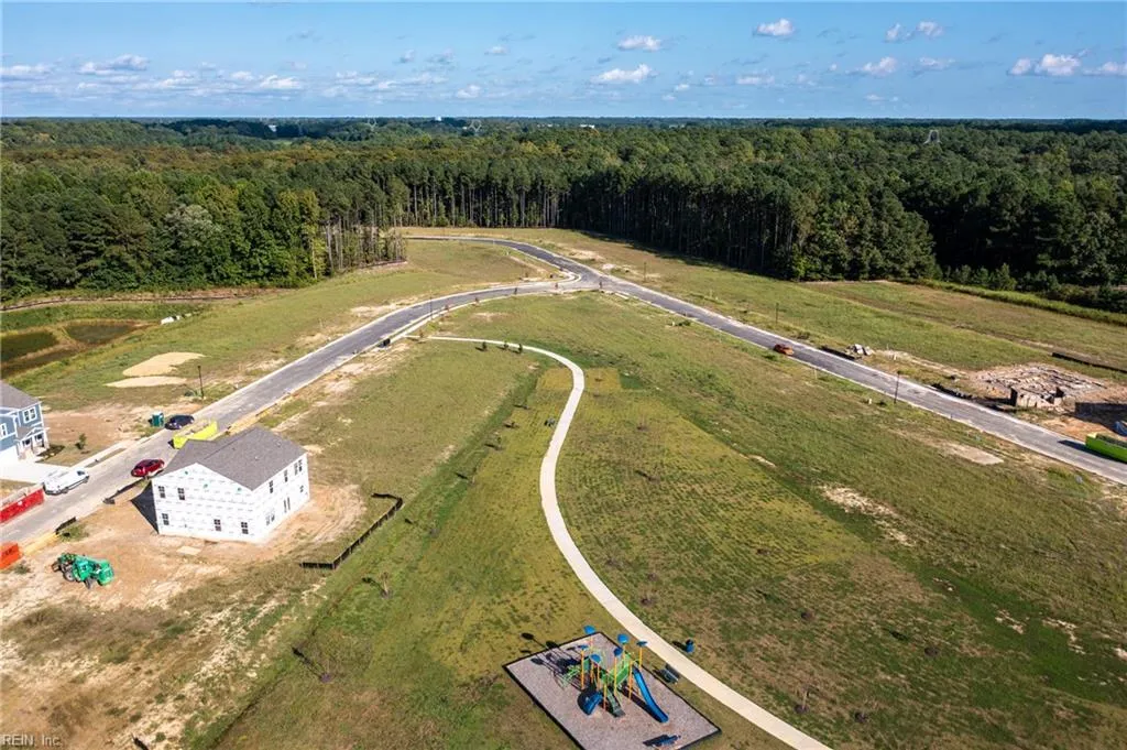 Suffolk, Virginia 23434, United States, 5 Bedrooms Bedrooms, ,3 BathroomsBathrooms,Residential,Active,171225