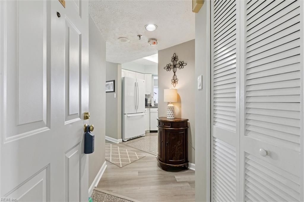 Photo of 7501 River Road #16D, Newport News, VA 23607 (MLS # 10604489)