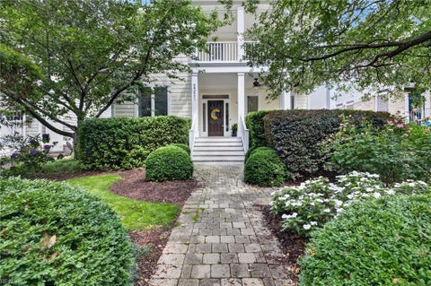 Photo of 2321 Raleigh Avenue, Virginia Beach, VA 23455 (MLS # 10640775)
