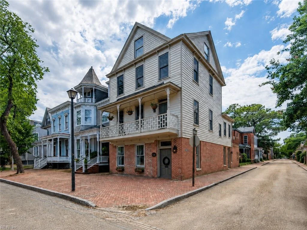 400 Court Street, Portsmouth, VA, 23704