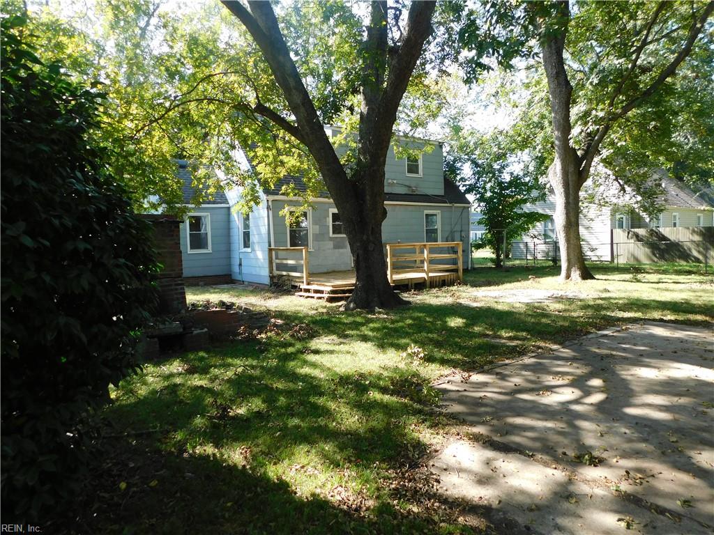 Photo of 1432 Shelton Avenue, Norfolk, VA 23502 (MLS # 10656130)