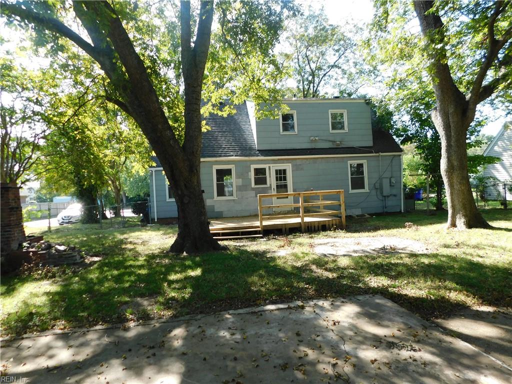 Photo of 1432 Shelton Avenue, Norfolk, VA 23502 (MLS # 10656130)