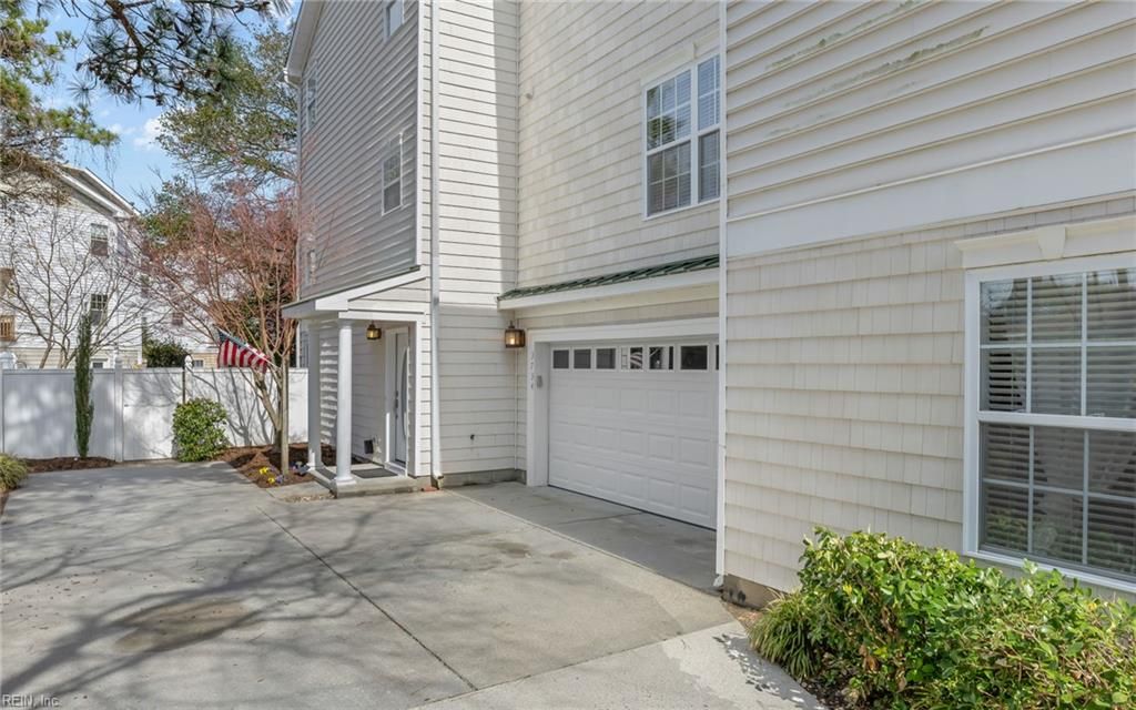 Photo of 3734 Chesterfield Avenue, Virginia Beach, VA 23455 (MLS # 10624886)