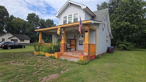 Photo of 4212 Bainbridge Boulevard, Chesapeake, VA 23324 (MLS # 10618280)