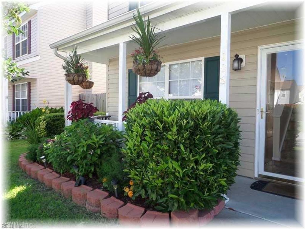 Photo of 106 Leeds Way, Newport News, VA 23608 (MLS # 10612996)