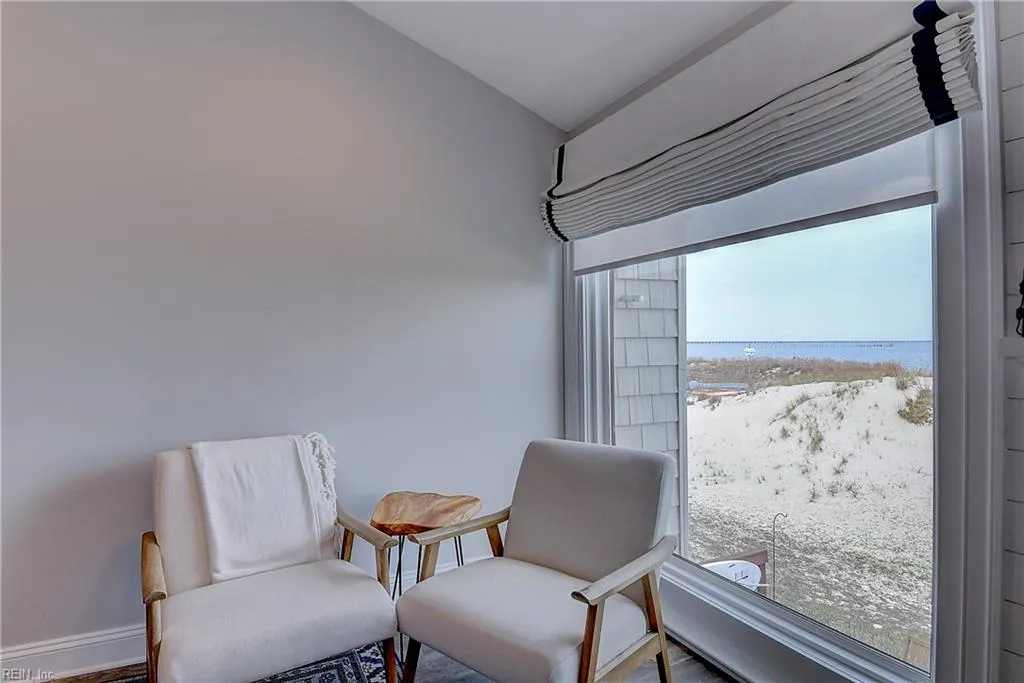 Virginia Beach, Virginia 23451, United States, 3 Bedrooms Bedrooms, ,3 BathroomsBathrooms,Residential,Pending,12704