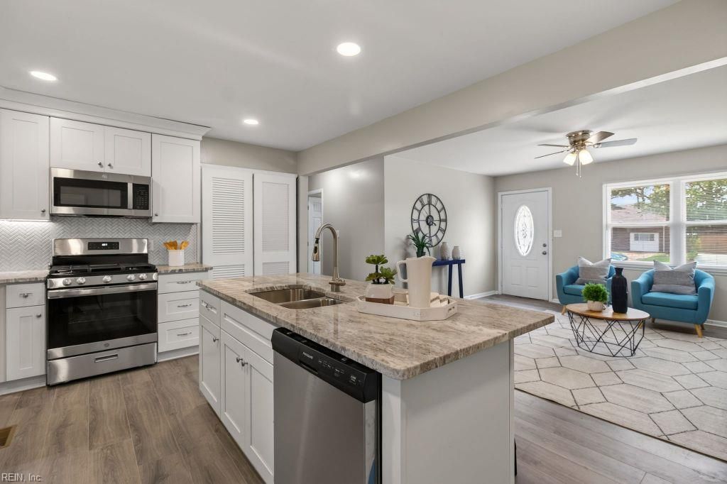 Photo of 214 Martha Lee Drive, Hampton, VA 23666 (MLS # 10644923)
