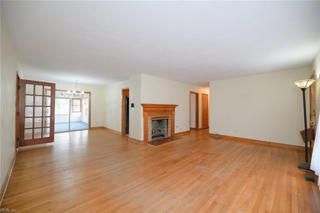 Photo of 140 Henry Clay Road, Newport News, VA 23601 (MLS # 10614069)