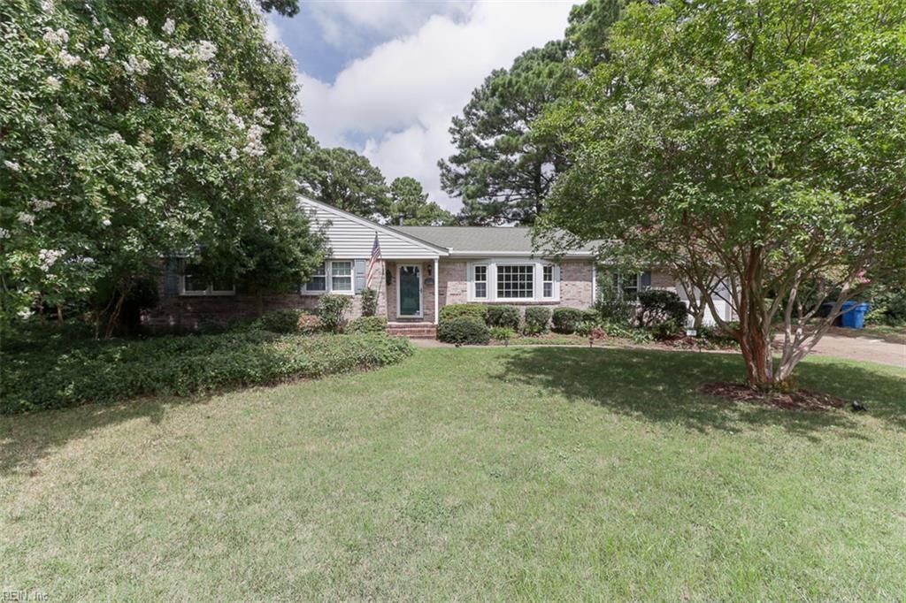 Photo of 1101 Pickwick Road, Virginia Beach, VA 23455 (MLS # 10612870)