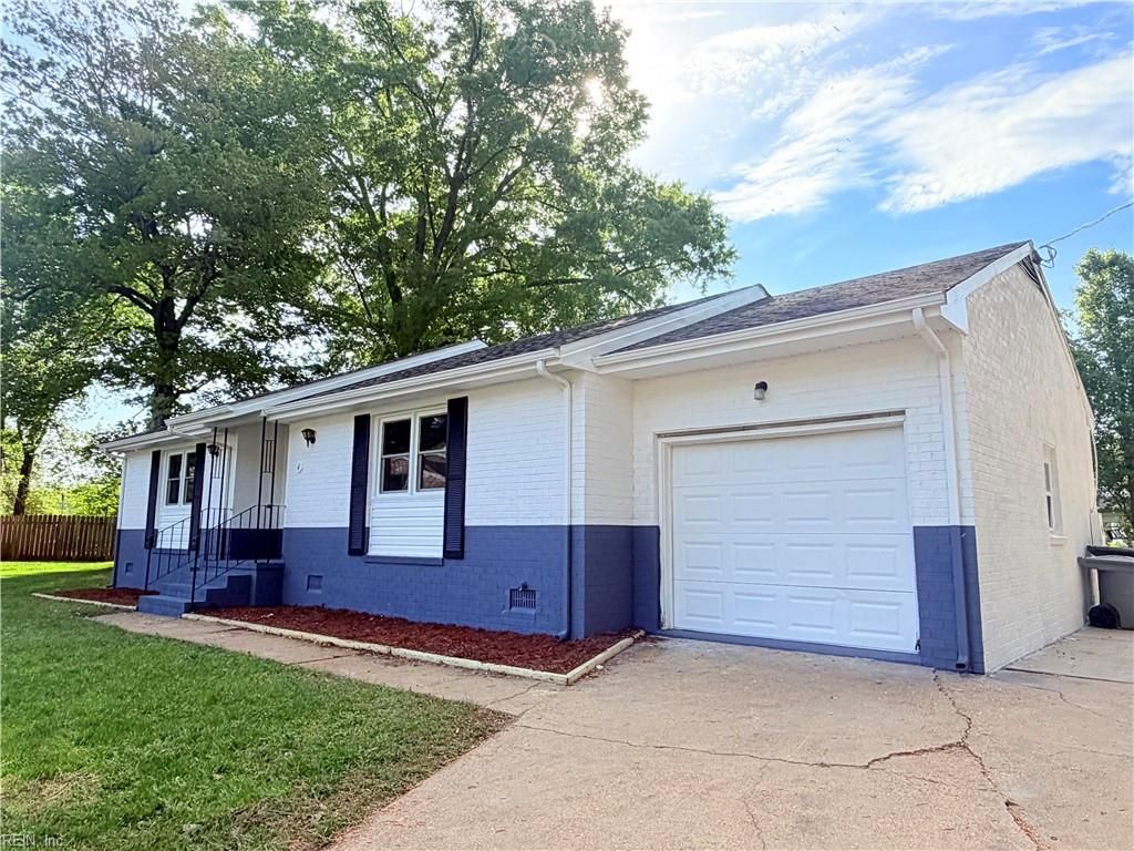 Photo of 4 Edith Key Street, Hampton, VA 23666 (MLS # 10629855)