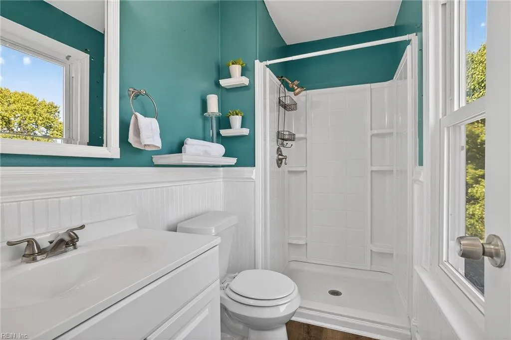 Virginia Beach, Virginia 23454, United States, 3 Bedrooms Bedrooms, ,3 BathroomsBathrooms,Residential,Active,200265