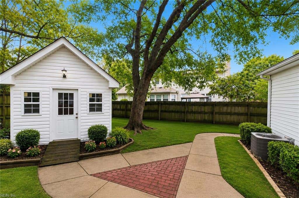 Photo of 1505 Hadley Court, Virginia Beach, VA 23456 (MLS # 10636900)