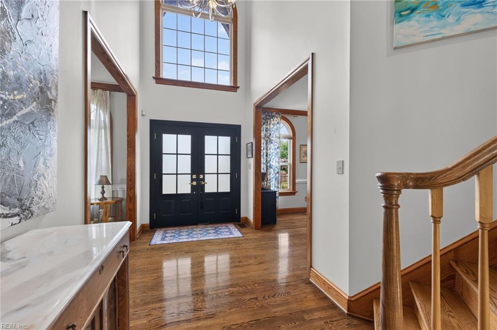 Photo of 1700 Maze Hill Mews, Virginia Beach, VA 23455 (MLS # 10650945)