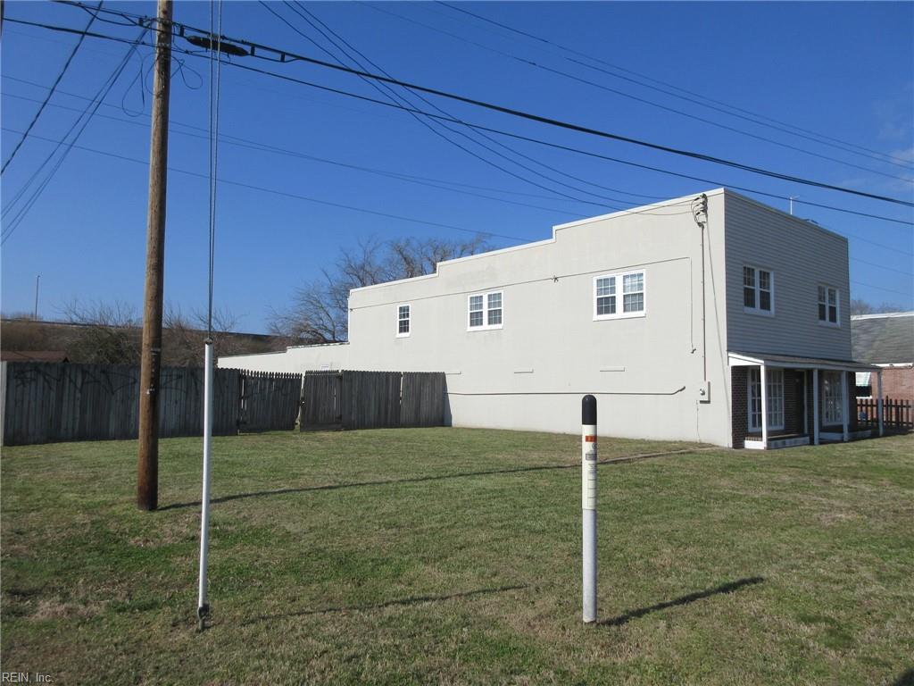 2538 W Pembroke AVE