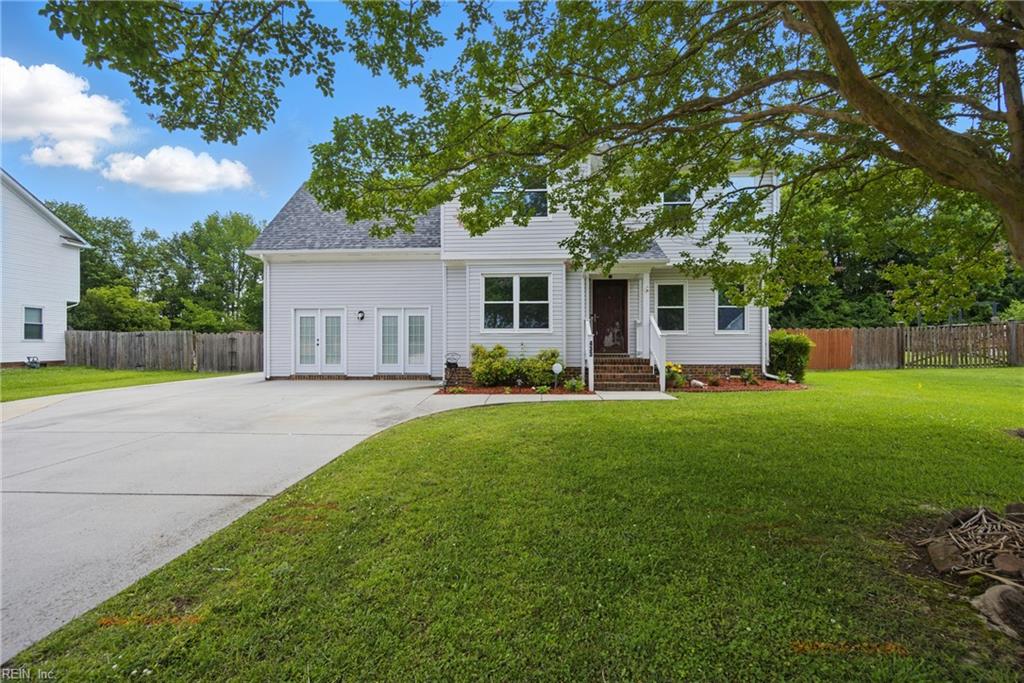 433 Cedar Pointe LN