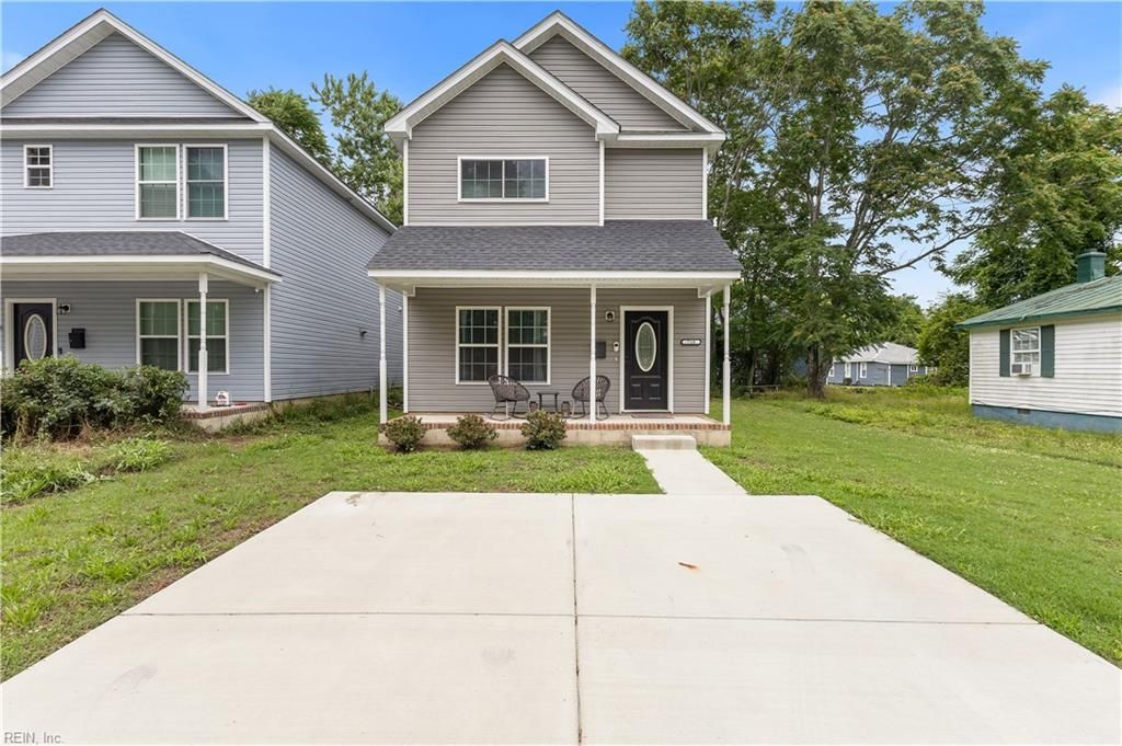 Photo of 718 Battery Avenue, Suffolk, VA 23434 (MLS # 10637062)