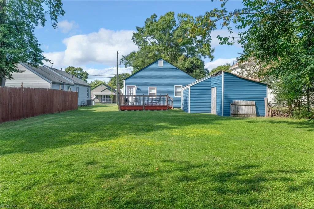 Portsmouth, Virginia 23702, United States, 3 Bedrooms Bedrooms, ,2 BathroomsBathrooms,Residential,Pending,44269